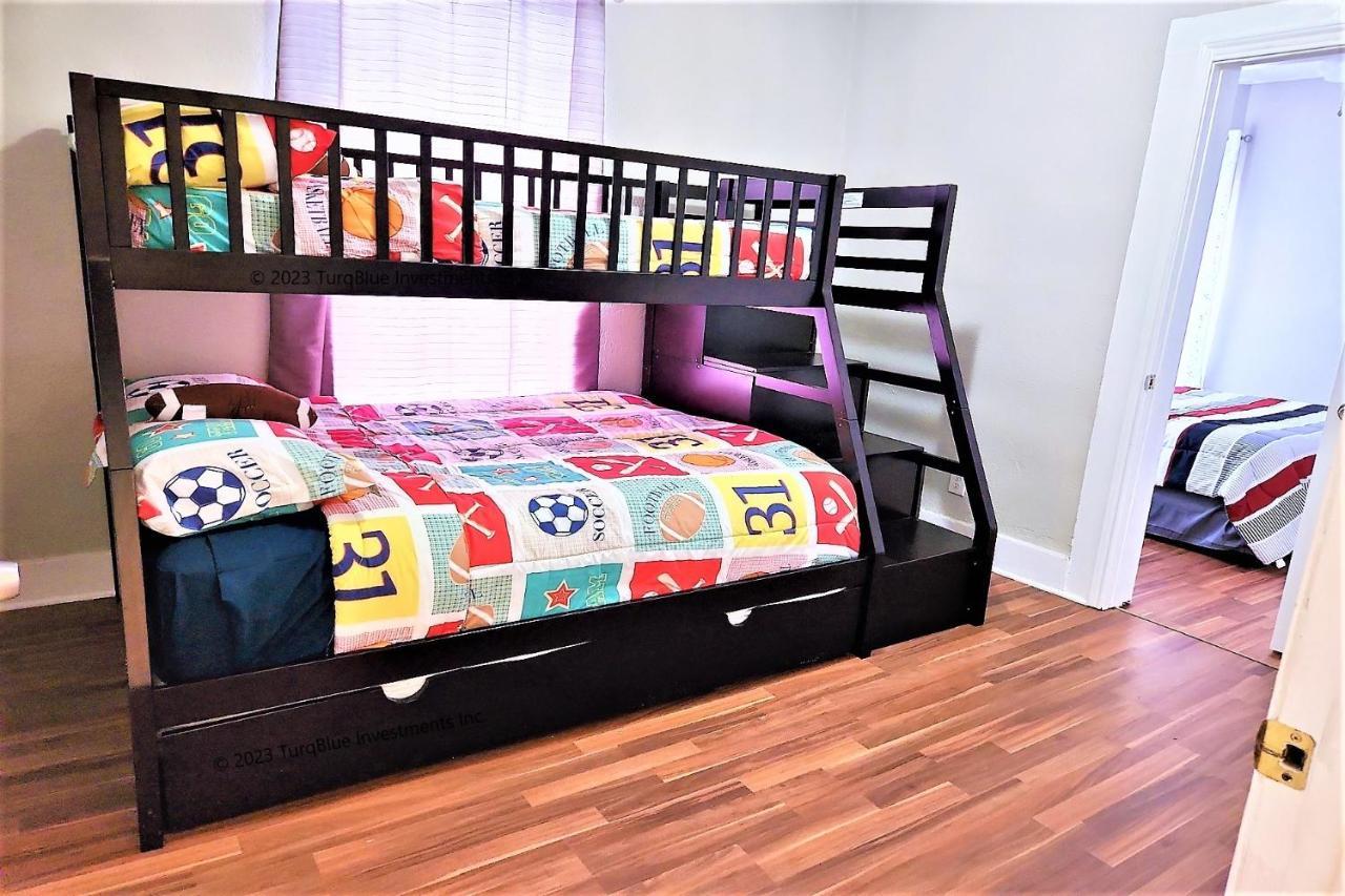 Casaazul-2605B-Pleasure Pier & Beach A Block Away- 3Bed 2Bath 7 Beds- 7 Minutes To Cruise Terminal Галвестон Экстерьер фото